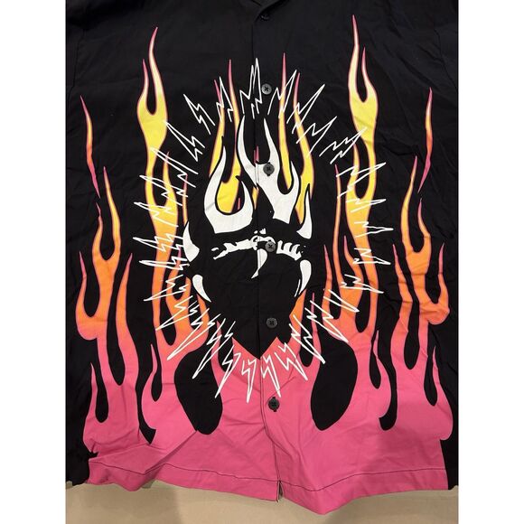 Ed Hardy Camp Shirt Mens Large Pink Flames Heart Rockabilly Button Up Camp Shirt - Picture 2 of 8